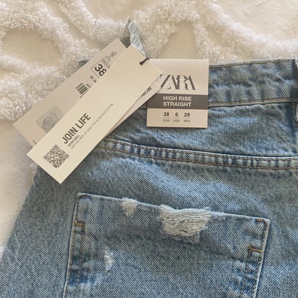 COPY - Zara High Rise Straight Mid Blue Jeans - Picture 5 of 5